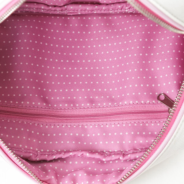 「恋になりたいAQUARIUM」をモチーフにした、桜内梨子モデルのポーチ。