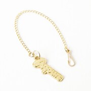 「想いよひとつになれ」をモチーフにした、黒澤ルビィモデルのスマートフォンケースのストラップ。