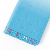 「想いよひとつになれ」をモチーフにした、渡辺曜モデルのスマートフォンケース。