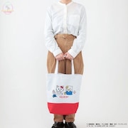 「銀魂×Sanrio characters トートバッグ / SADA AND ELLY」使用イメージ。