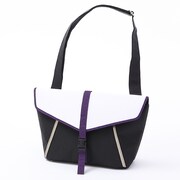 蜻蛉切モデルのバッグ。