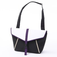 蜻蛉切モデルのバッグ。