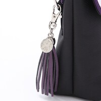 蜻蛉切モデルのバッグ。