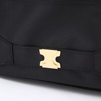 大包平モデルのバッグ。