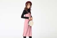 五虎退モデルのバッグの使用イメージ。