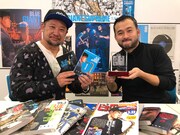 左からケンドーコバヤシ、石塚真一。