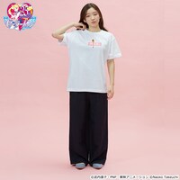 「MILKFED. × SAILOR MOON BAR S/S TEE」着用例。