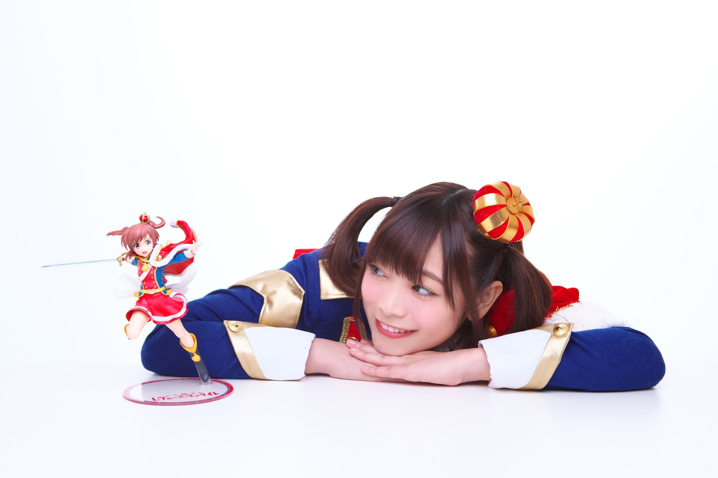 「少女☆歌劇 レヴュースタァライト 1/7スケールフィギュア 愛城 華恋」と小山百代。