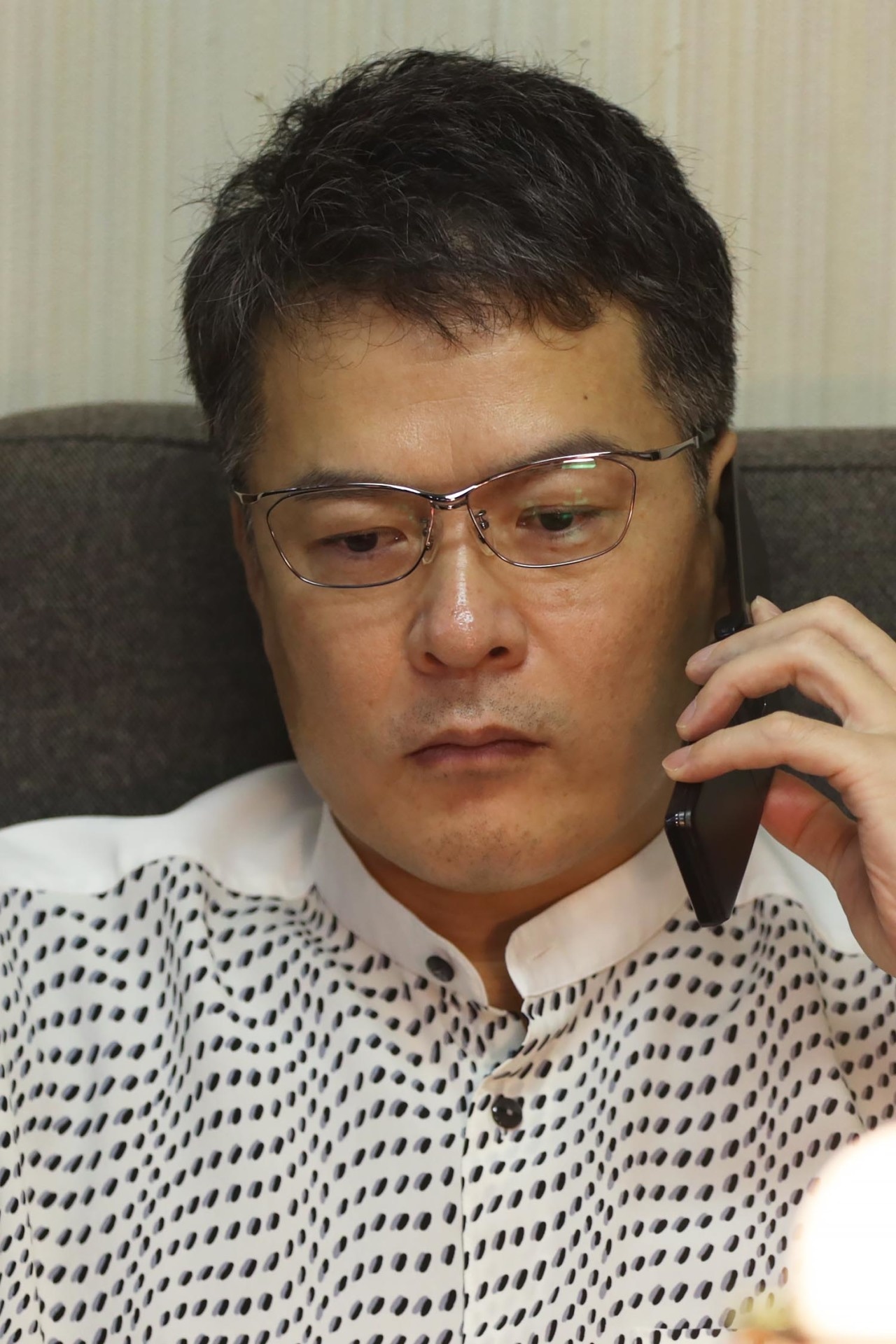 悪徳デリヘル店・ヘブンズエスコートのオーナーである沢田宗徳役の田中哲司。