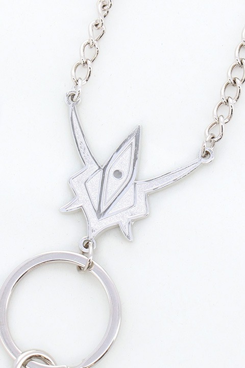 「コードギアス 復活のルルーシュ」をモチーフにしたネックストラップ。