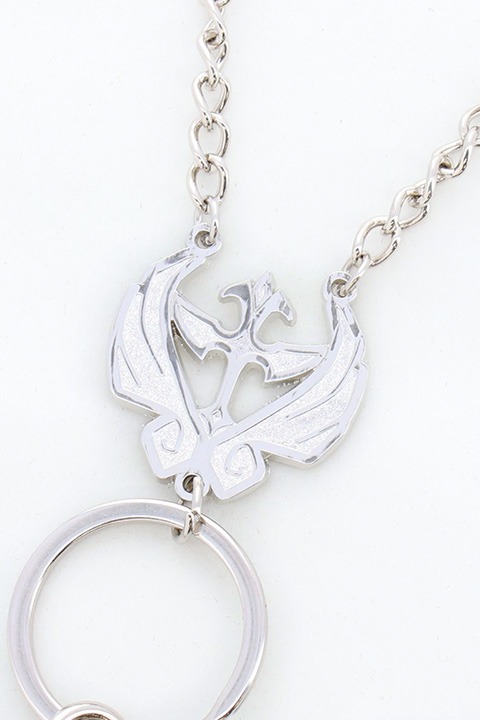 「コードギアス 復活のルルーシュ」をモチーフにしたネックストラップ。