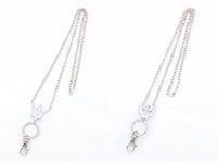 「コードギアス 復活のルルーシュ」をモチーフにしたネックストラップ。