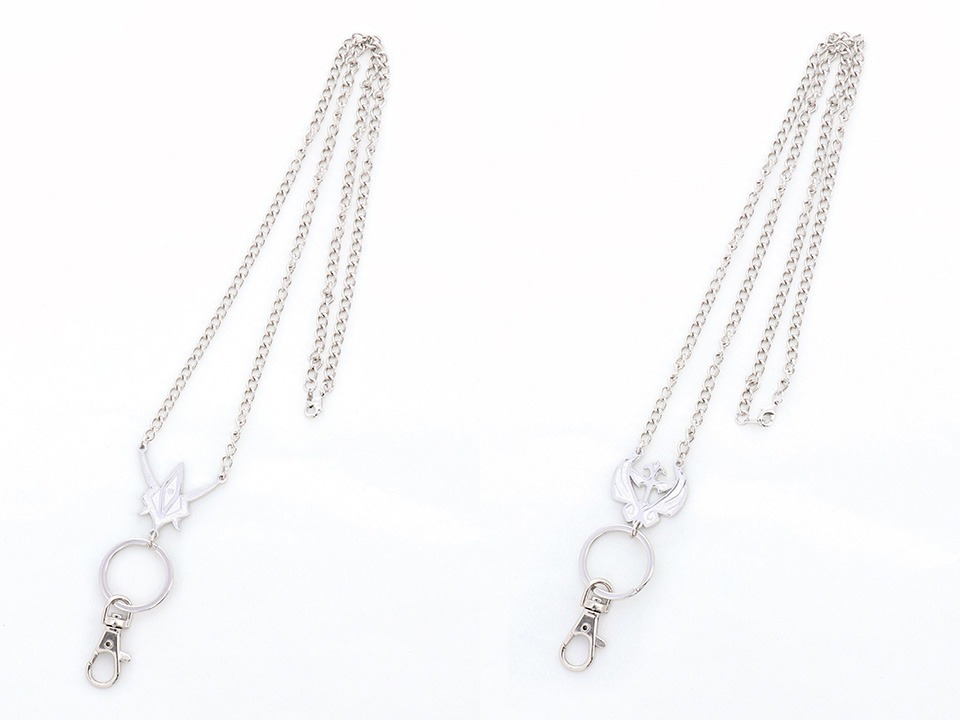 「コードギアス 復活のルルーシュ」をモチーフにしたネックストラップ。