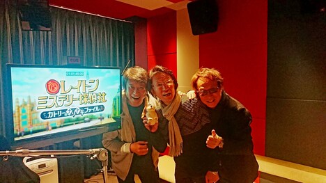 収録の様子。左から井上和彦、小杉十郎太、堀内賢雄。