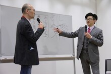 藤田和日郎（左）と島本和彦（右）。