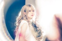 タマリ役のFuki。