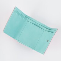 2winkモデルのミニ財布。