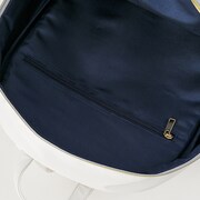 fineモデルのリュック。