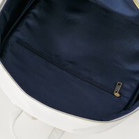 fineモデルのリュック。