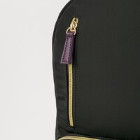 UNDEADモデルのリュック。