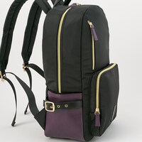 UNDEADモデルのリュック。