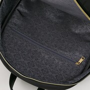 UNDEADモデルのリュック。