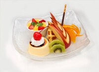 「ロイドのプリンアラモード」