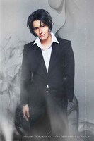 平野良扮するシャーロック・ホームズ。