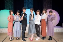 「青春ブタ野郎はパーティーガールの夢を見ない」の様子。左から内田真礼、東山奈央、石川界人、瀬戸麻沙美、種崎敦美、久保ユリカ、水瀬いのり。