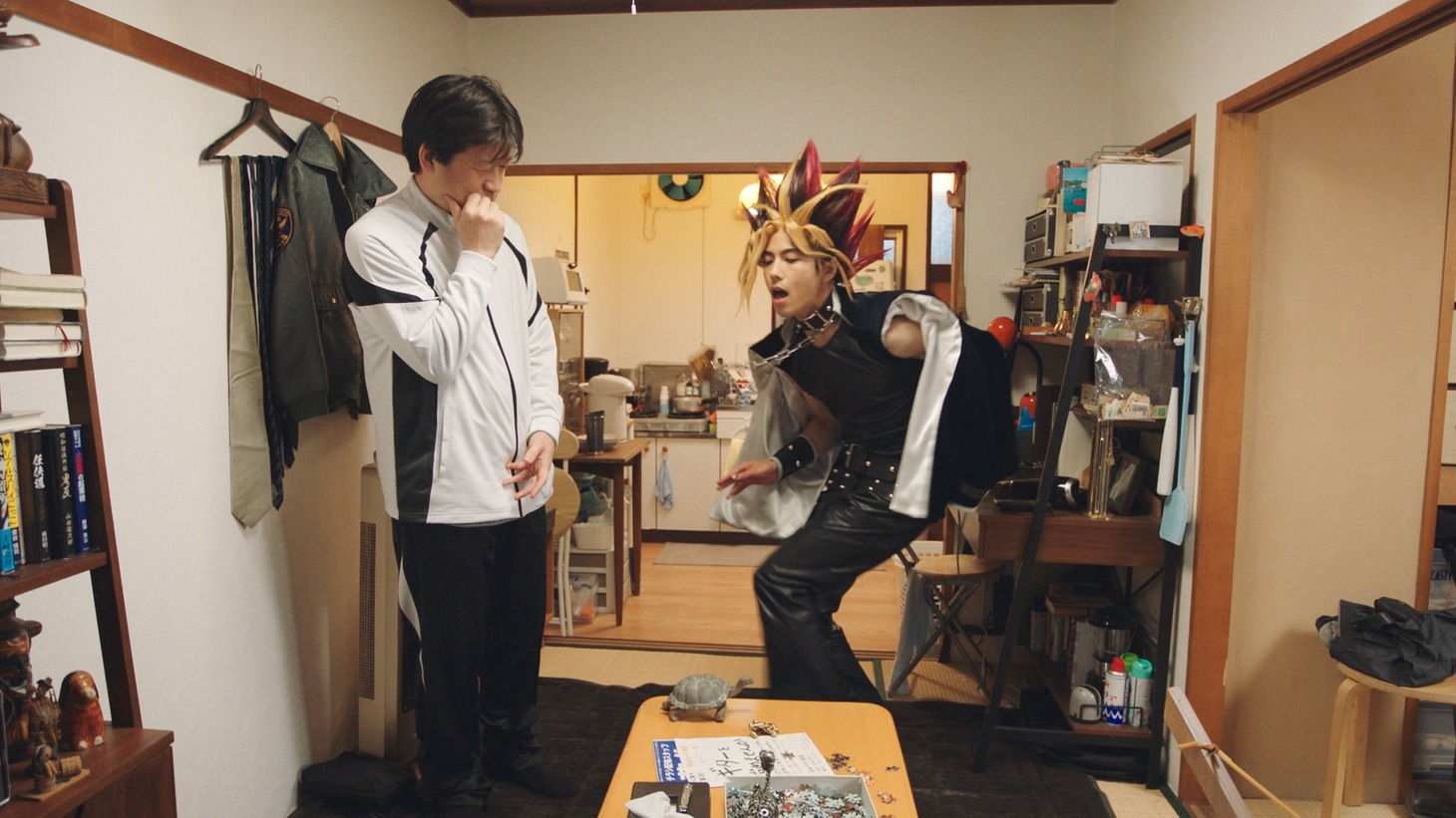 「【福田雄一監督×賀来賢人×佐藤二朗】俺のターン！説明のターン！遊戯王DM×モンストコラボを解説！」より。