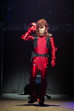 舞台「機動戦士ガンダム 00 -破壊による再生-Re:Build」ゲネプロより、窪寺昭演じるアリー・アル・サーシェス。