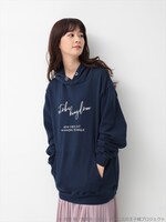 「跡部王国パーカー」の着用例。