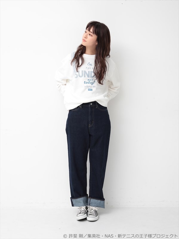 「SUNDAYじゃねーの プルオーバー」の着用例。