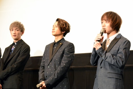 左から廣瀬大介、橋本祥平、植田圭輔。