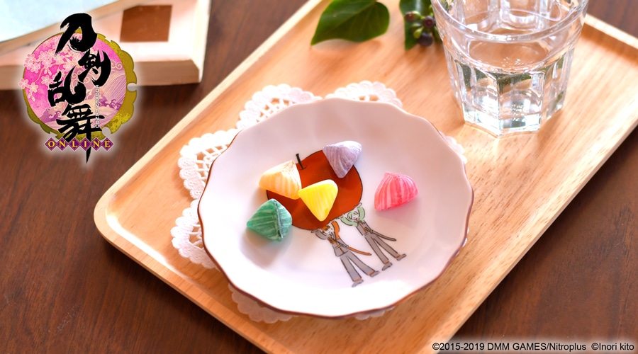 「九谷焼 花型皿（鶯丸・大包平）」