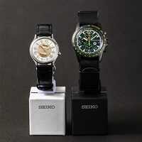 「銀河英雄伝説 Die Neue These」とセイコーがコラボした腕時計。