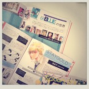 特集「『on BLUE』の世界」より。