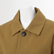 宜野座伸元モデルのアウター。