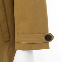 宜野座伸元モデルのアウター。