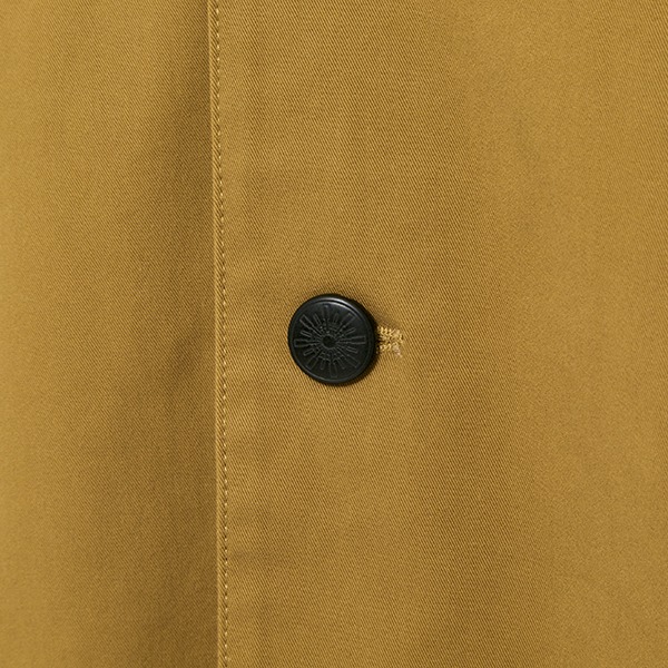 宜野座伸元モデルのアウター。