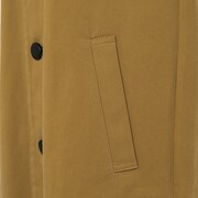 宜野座伸元モデルのアウター。