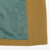 宜野座伸元モデルのアウター。