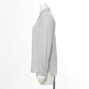 槙島聖護モデルのトップス。