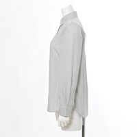 槙島聖護モデルのトップス。