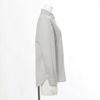 槙島聖護モデルのトップス。