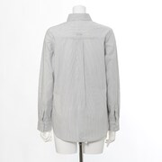 槙島聖護モデルのトップス。