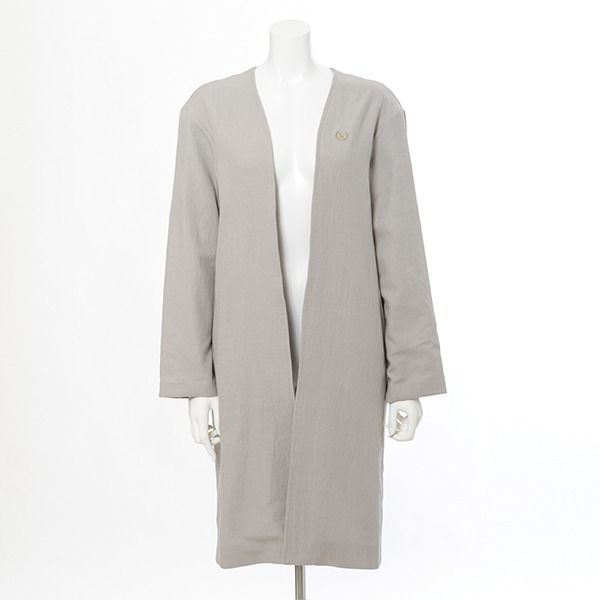 槙島聖護モデルのアウター。