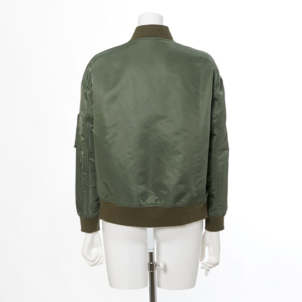 狡噛慎也モデルのアウター。