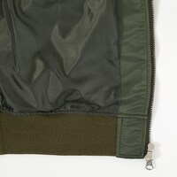 狡噛慎也モデルのアウター。