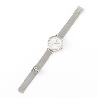 槙島聖護モデルの腕時計。